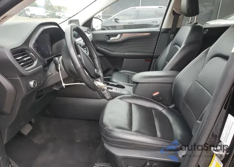 2021 Ford Escape Titanium from USA, damaged, VIN 1FMCU9J90MUA58090